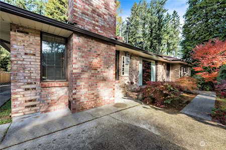 15420 SE 142nd Place Renton, WA 98059