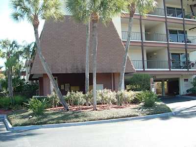 3035 Countryside Blvd #36B Clearwater, FL 33761
