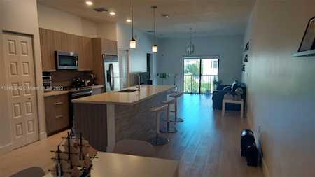 7855 NW 104th Ave #21 Doral, FL 33178