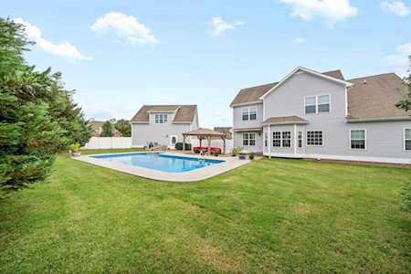 805 Carousel Ct Clarksville, TN 37043