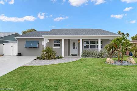 195 Hibiscus Dr Fort Myers Beach, FL 33931