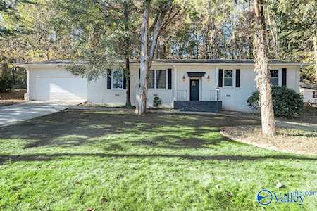 8724 Edgehill D SE Edgehill Drive Huntsville, AL 35802