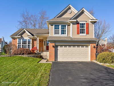 209 Carol Ln Bolingbrook, IL 60440