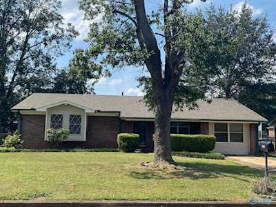 3916 Binderton Place Huntsville, AL 35805