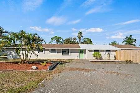 200 E Langsner St Englewood, FL 34223