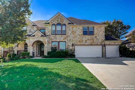 13143 Spring Run Helotes, TX 78023