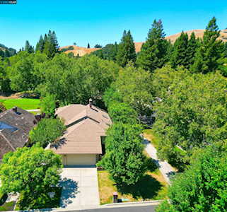 300 Jacaranda Dr Danville, CA 94506