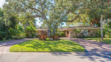 638 Waterside WAY Sarasota, FL 34242
