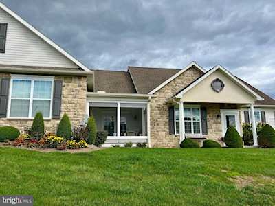 159 S Alpine Dr #4B York, PA 17408