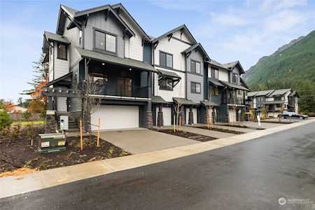 1217 Boulder Way SE #301 North Bend, WA 98045
