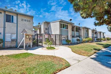 21800 Schoenborn St #165 Canoga Park, CA 91304