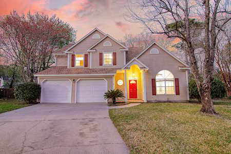 1901 Oak Tree Lane Mount Pleasant, SC 29464
