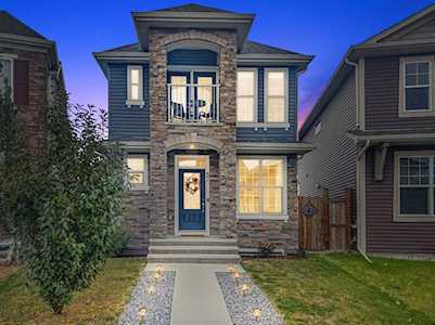 82 Cranford Bay SE Calgary, AB T3M 2C6