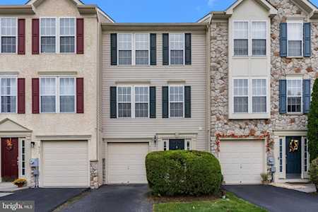 410 Fox Trl Parkesburg, PA 19365