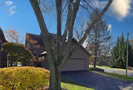 4231 White Ash Rd Crystal Lake, IL 60014