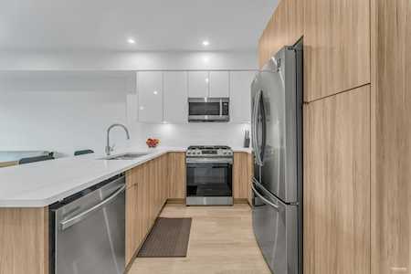 2649 James Street #401 Abbotsford, BC V2T 3L6