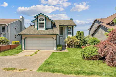 27923 22nd Ave S Federal Way, WA 98003