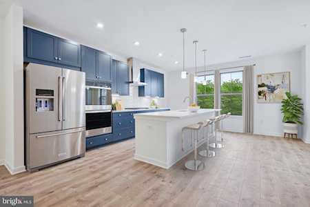 4 Woodpecker Square Sterling, VA 20165