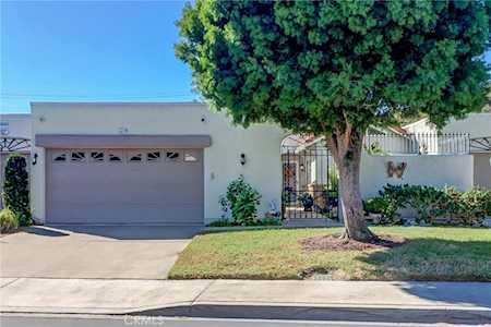 5522 Via La Mesa #B Laguna Woods, CA 92637