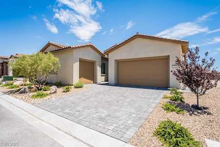 200 Harris Peak St Las Vegas, NV 89138