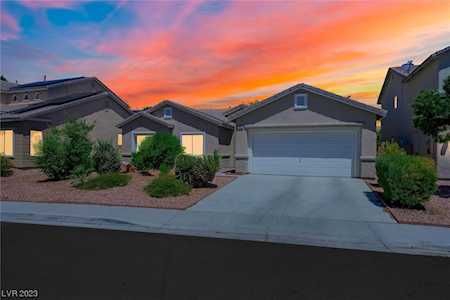 3902 Champagne Wood Dr North Las Vegas, NV 89031