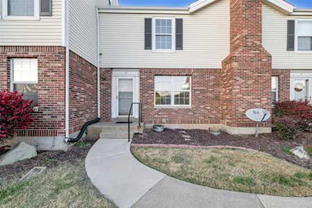 13 Woodlake Ct Lake St Louis, MO 63367