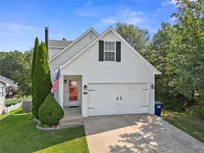 330 Indian Head Lodge Rd Wright City, MO 63390
