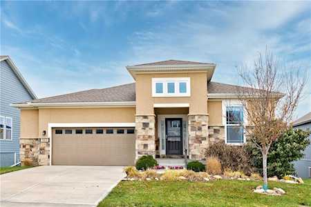 513 Haverford Rd Lee's Summit, MO 64081
