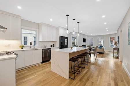 73 Orchard St #1 Cambridge, MA 02140