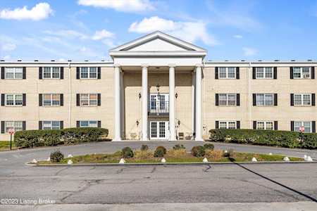 315 El Conquistador Pl Louisville, KY 40220