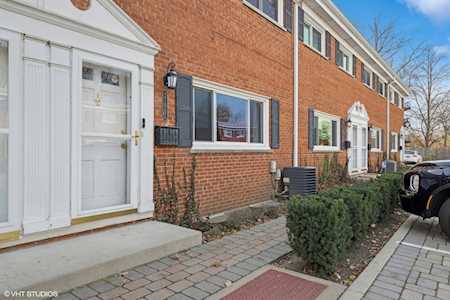 2106 Saint Johns Ave #C Highland Park, IL 60035
