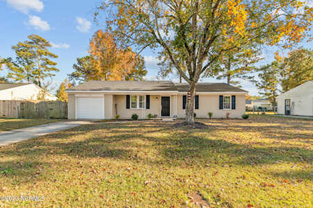 125 White Oak Blvd Jacksonville, NC 28546