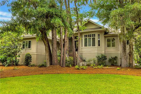 25 Ridgewood Ln Hilton Head Island, SC 29928