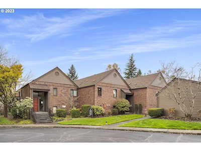 15510 SW 114th CT #67 Tigard, OR 97224
