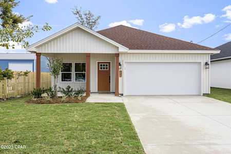 1413 Wyoming Ave Lynn Haven, FL 32444