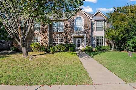 2704 Rosecliff Terrace Grapevine, TX 76051