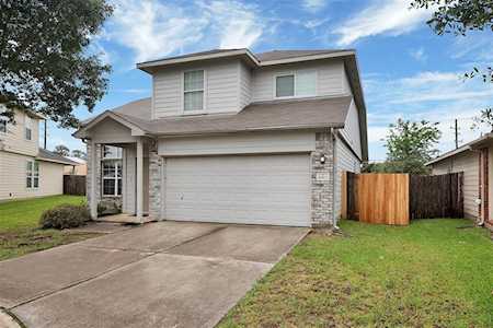 10907 Northam Dr Tomball, TX 77375
