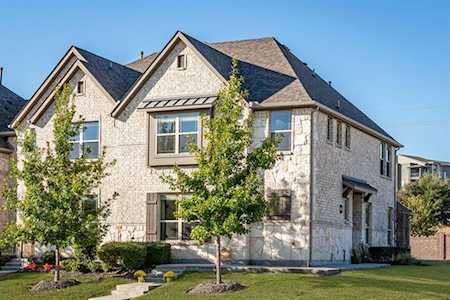 300 Tottenham Court McKinney, TX 75072
