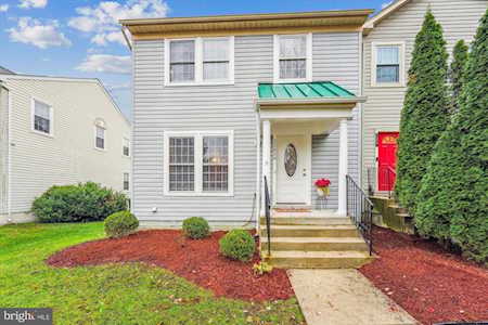 12829 Carousel Ct Upper Marlboro, MD 20772