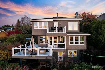 4460 Somerset Blvd SE Bellevue, WA 98006