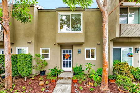 5927 E Creekside Ave #22 Orange, CA 92869