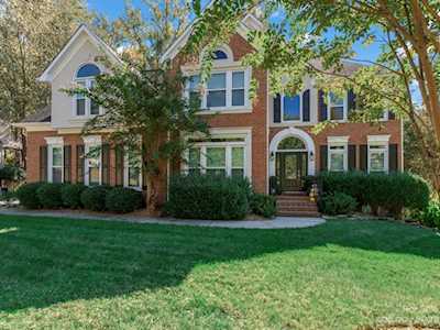 9932 Bayart Way Huntersville, NC 28078