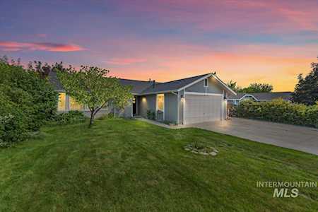 2512 W Flamingo Ave Nampa, ID 83651