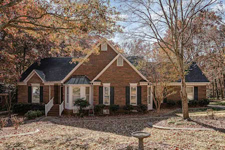 2435 Willowbrook Dr Matthews, NC 28104