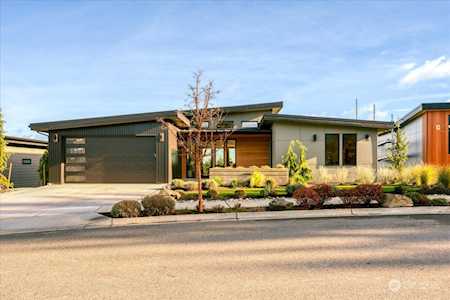 3946 Rockridge Parkway Anacortes, WA 98221