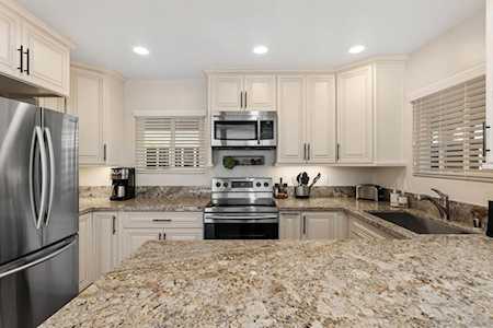 2610 Torrey Pines Road #C32 La Jolla, CA 92037