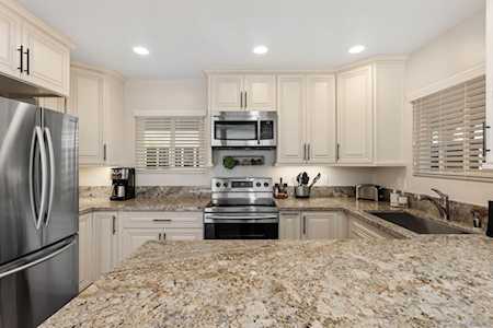 2610 Torrey Pines Road #C32 La Jolla, CA 92037