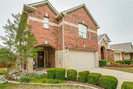 8511 Tyler Drive Lantana, TX 76226