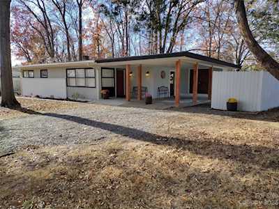 351 Mountview Ct SE Concord, NC 28025