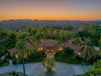 7 Rolling View Lane Fallbrook, CA 92028